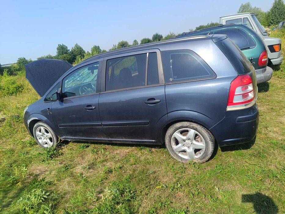 Opel Zafira 1.9D-150к.с-6скорости- на Части