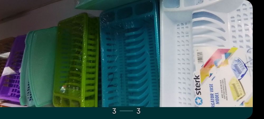 Uscătoare vase plastic simplu 20 lei, etajat plastic50, inox 75.
