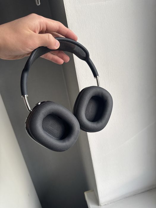 Airpods Max, Lightning разъем