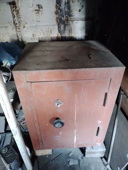 Продам сейф несгораемый, 60*60*80