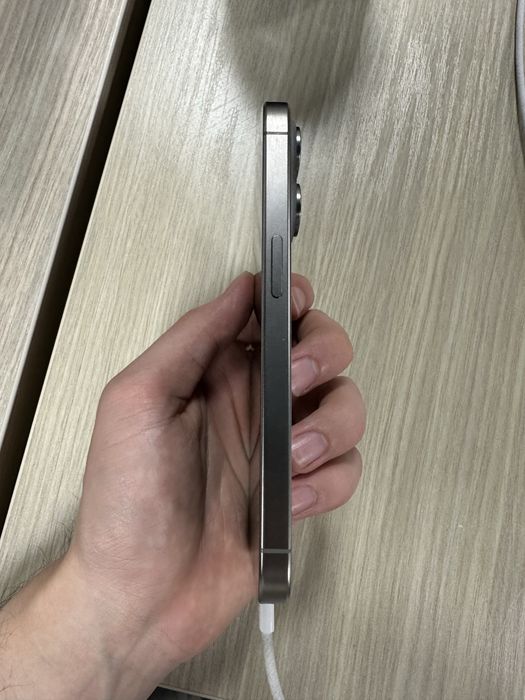 Iphone 15 pro 256 titanium