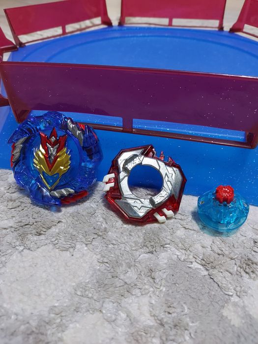 Продаю Бейблейды СРОЧНО