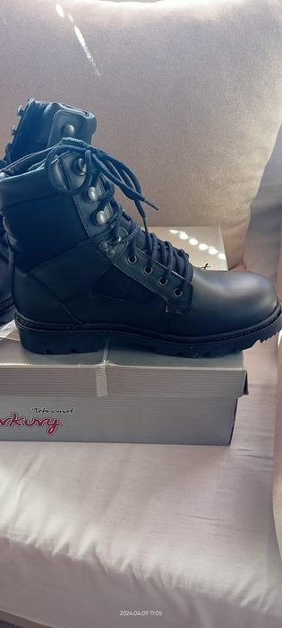 Чисто нови Кубинки 43номер