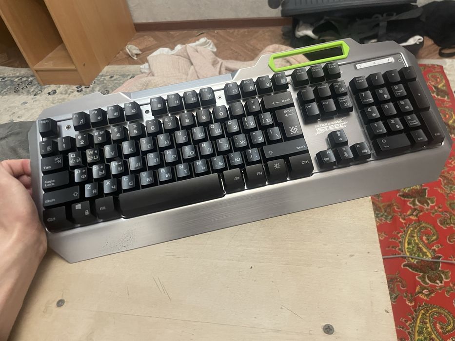 клавитура наушник коврик игравой