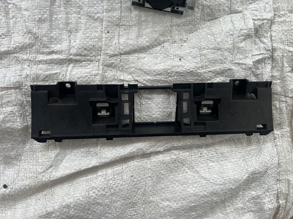 Ceas analogic plansa bord cu suport si mufa pt vw passat b7 b6 cc