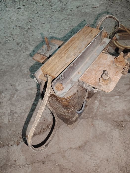 Продам советский сварку