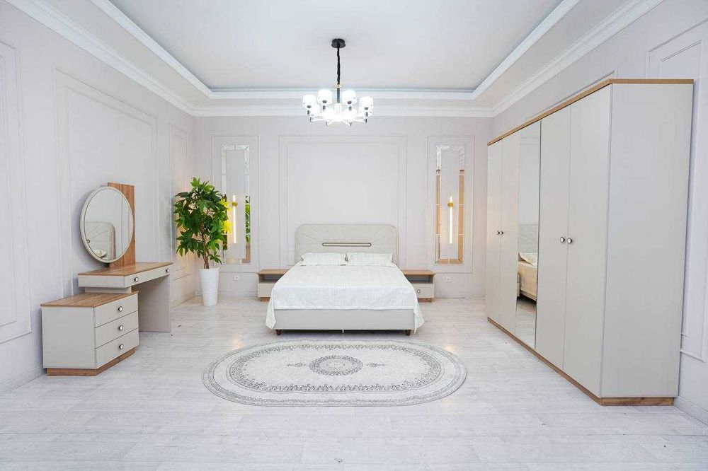 Спальные гарнитуры со склада