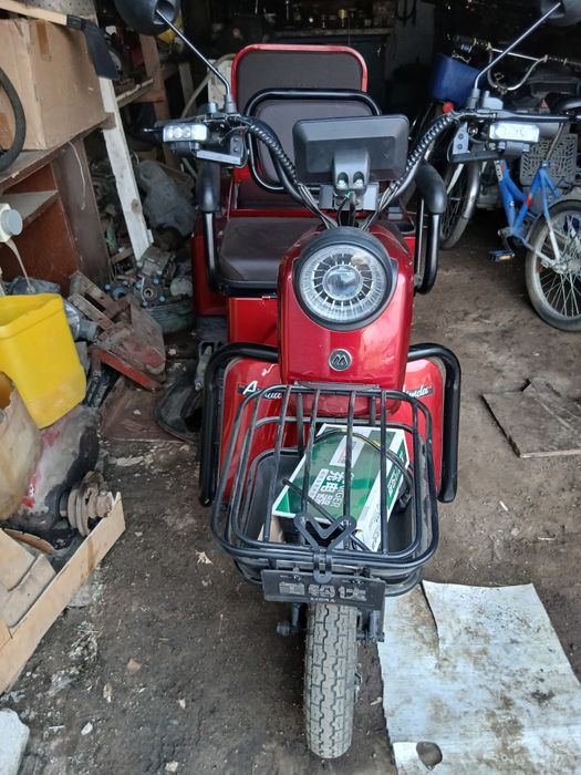 Электро скутер ,