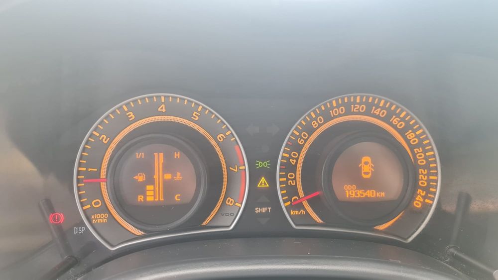 Vand Toyota Corolla 1.6 VVT-i, 127 CP an 2006 Decembrie