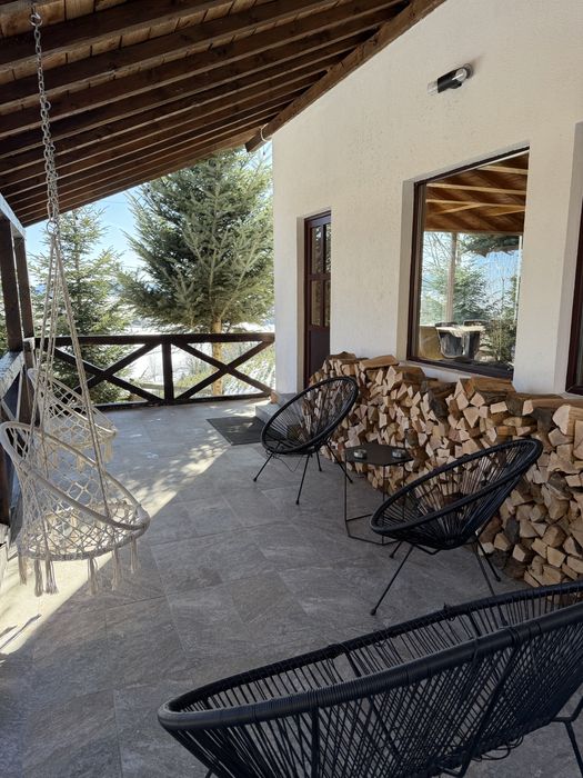 Cabana de inchiriat Marisel,disponibilă Mai/Iunie