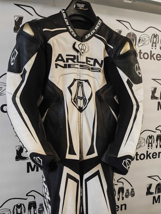 Costum moto piele cu cocoasa ARLEN NESS marime 50