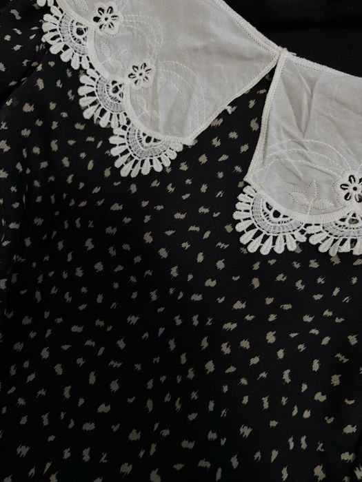 Стильное чёрное платье