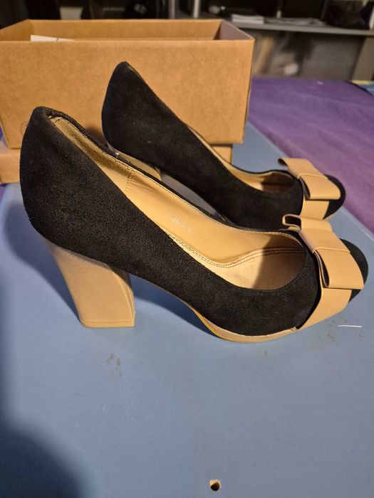 Pantofi dama EST INT marime 40, purtati o data, impecabili