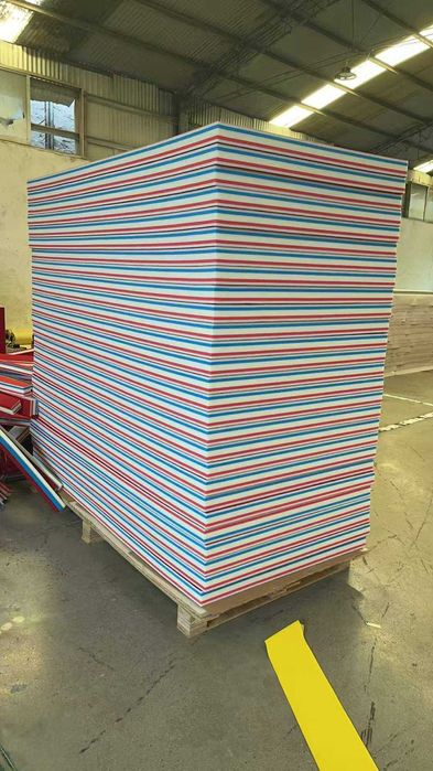 Kurash gilami / Ковер борцовскый