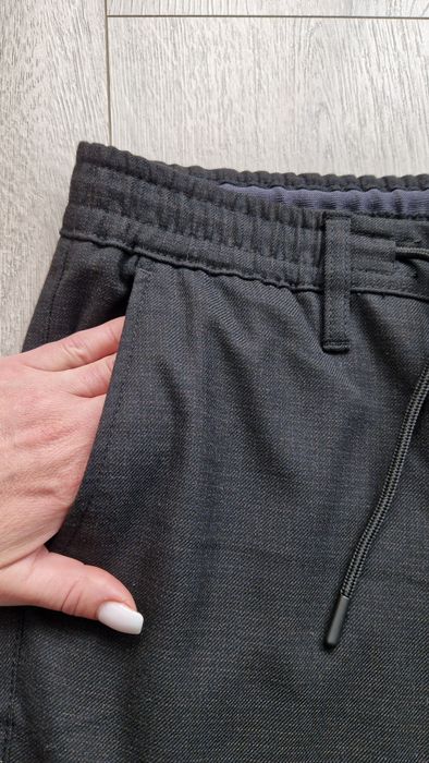 Pantaloni casual slim fit