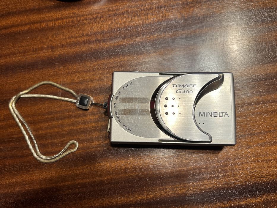 Aparat foto Minolta G 400