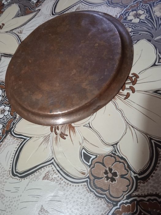 Тепсия и тас от мед