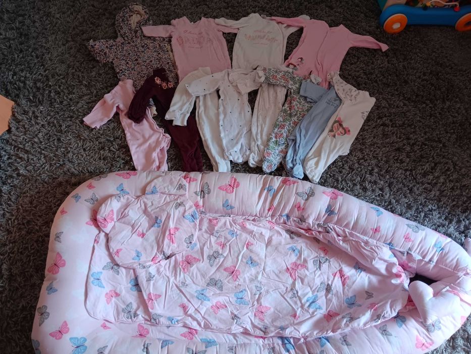 Голям лот бебешки дрешки и гнездо