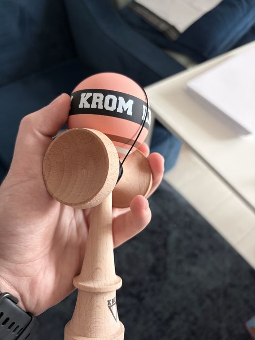 Kendama krom strogo