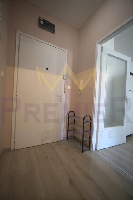 Продава се Двустаен апартамент в Бургас, Славейков - 42 кв.м за 2274 €/кв.м - Снимка #6