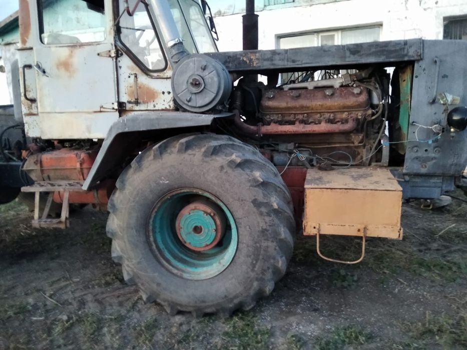 Продам трактор т150к