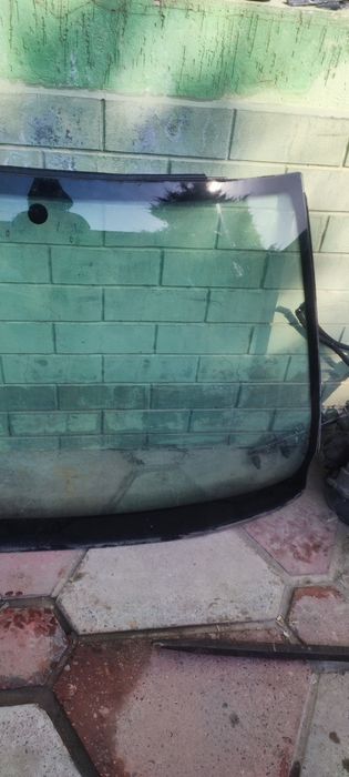 Лобовое стекло на БМВ е39