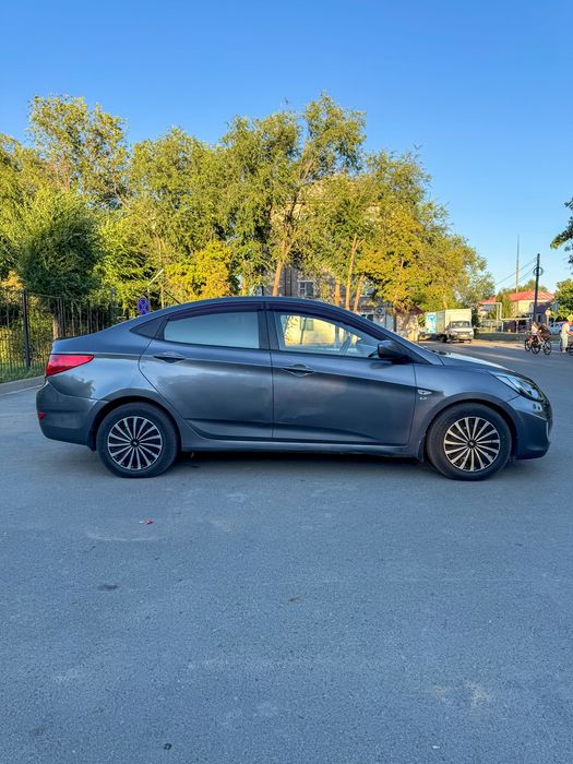 Hyundai accent 2023