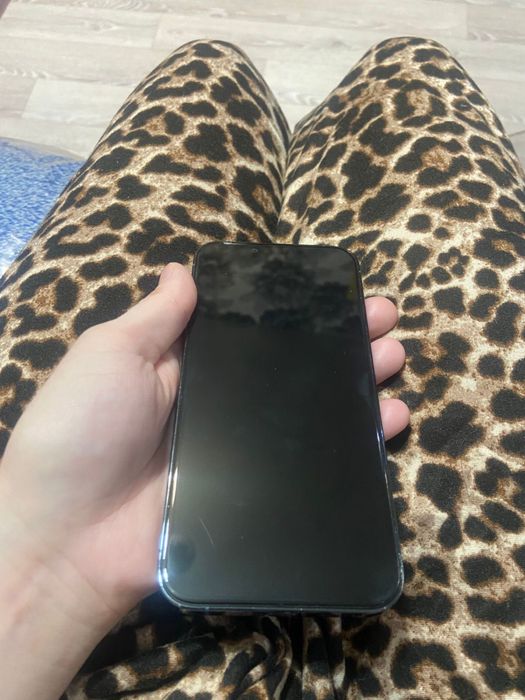 Продам Apple 13 pro