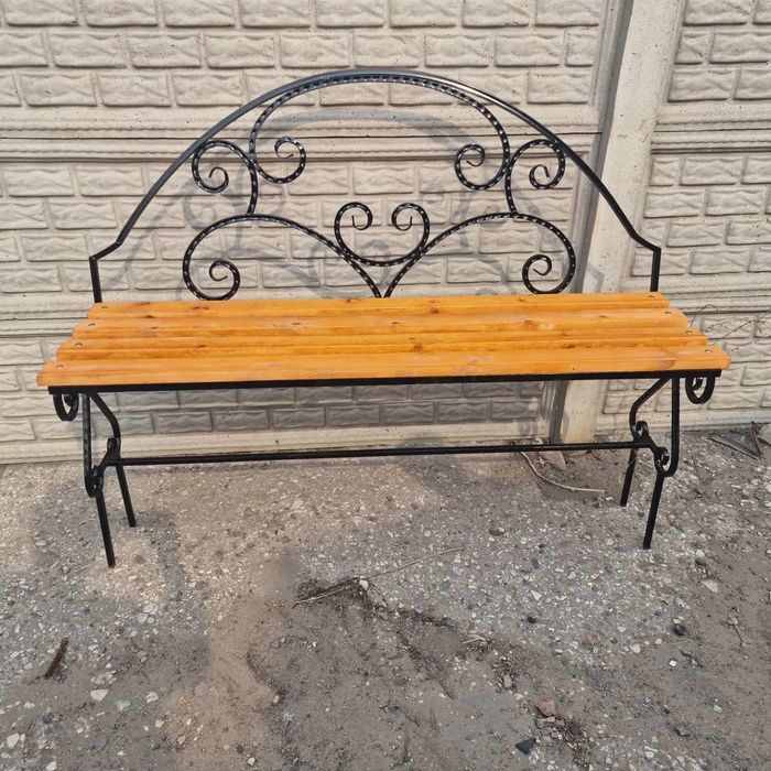 Скамейки, лавки, урны