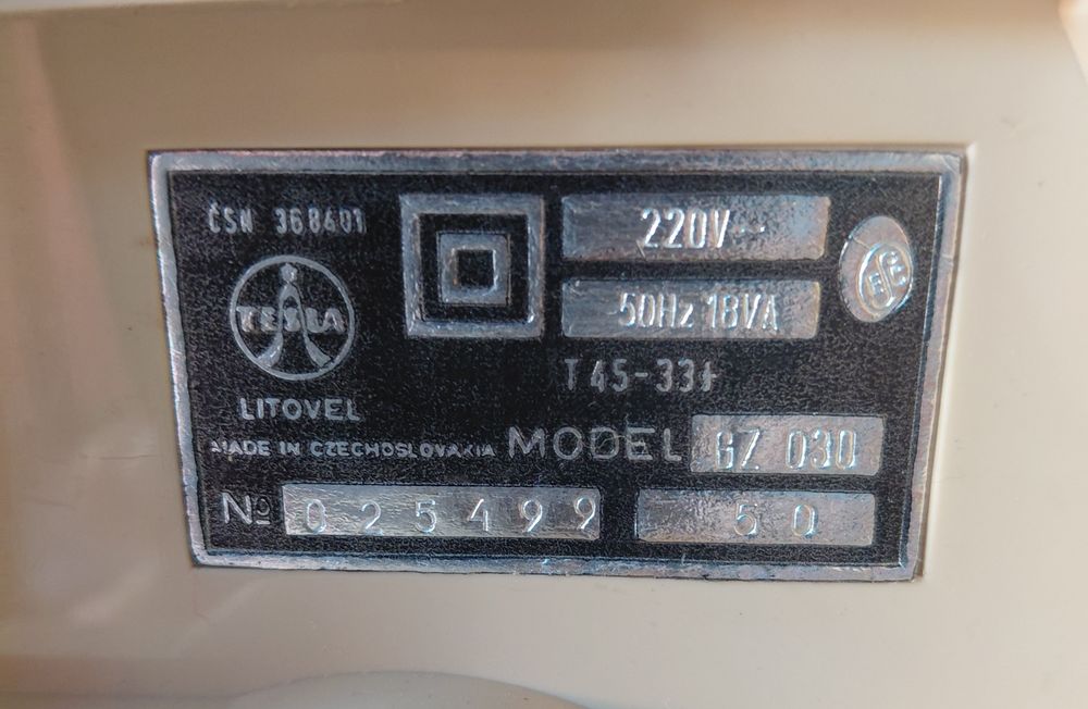 Pick-up Tesla GZ 030