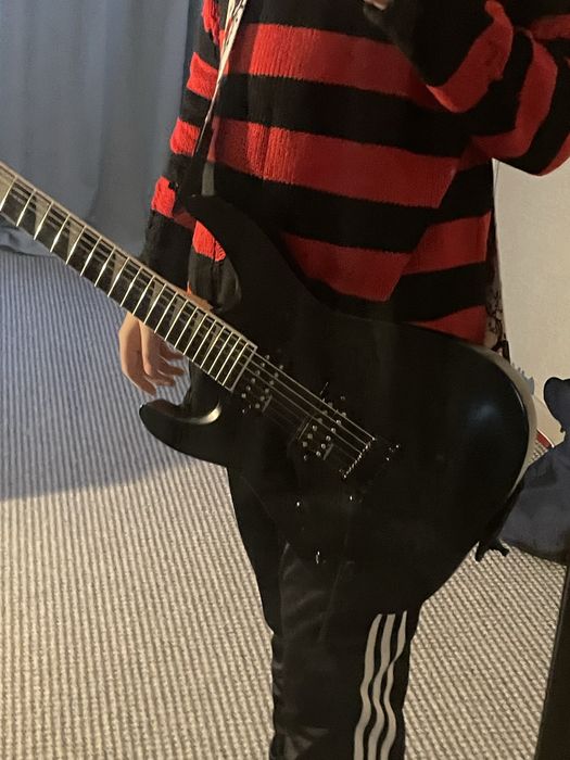 Джексон электрогитара матовая