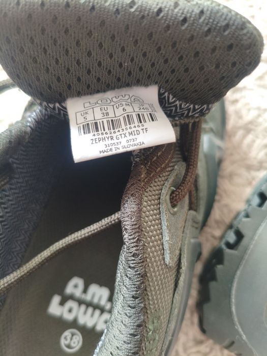 Тактические кроссовки Lowa