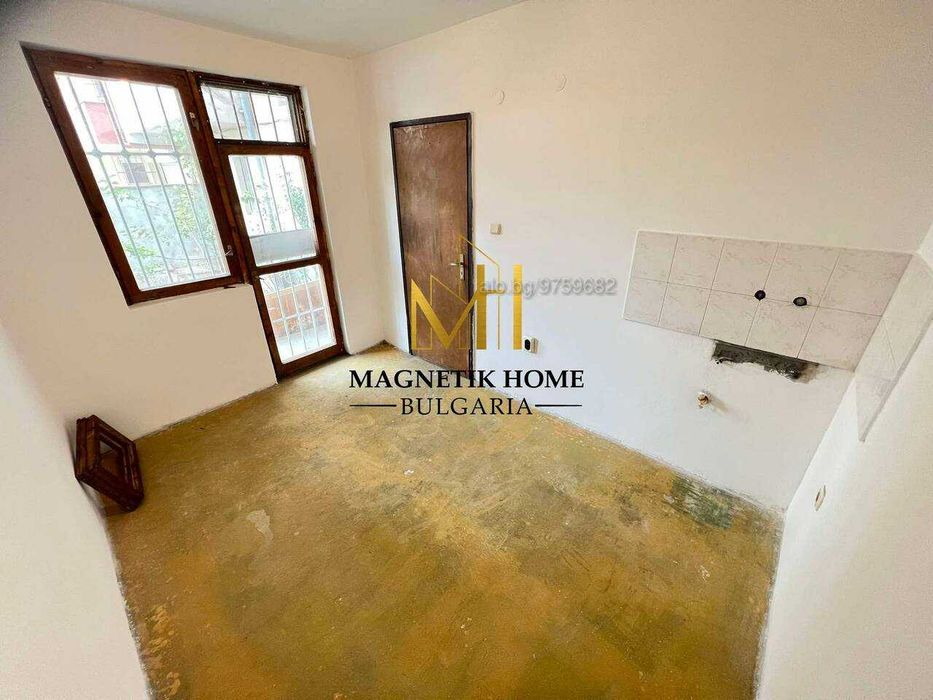 Дава се под наем Офис в Бургас, Възраждане - 50 кв.м за 255 € - Снимка #6