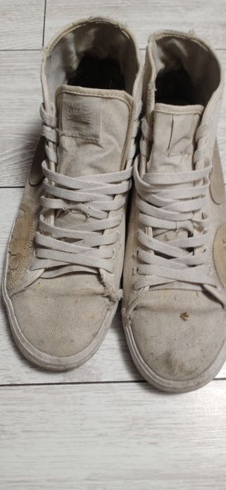 Отдам обувь бесплатно