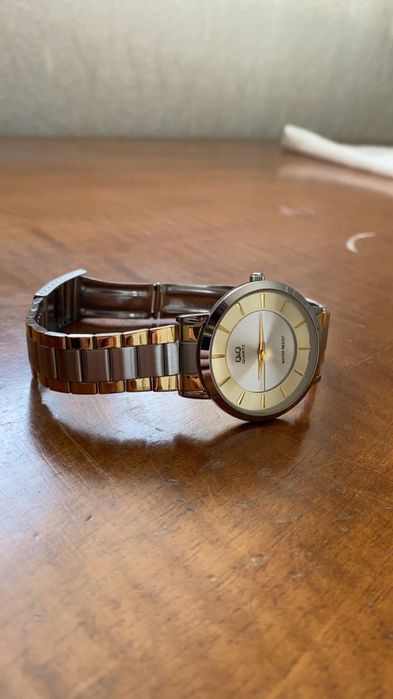 Ceas QUARTZ,water rezist