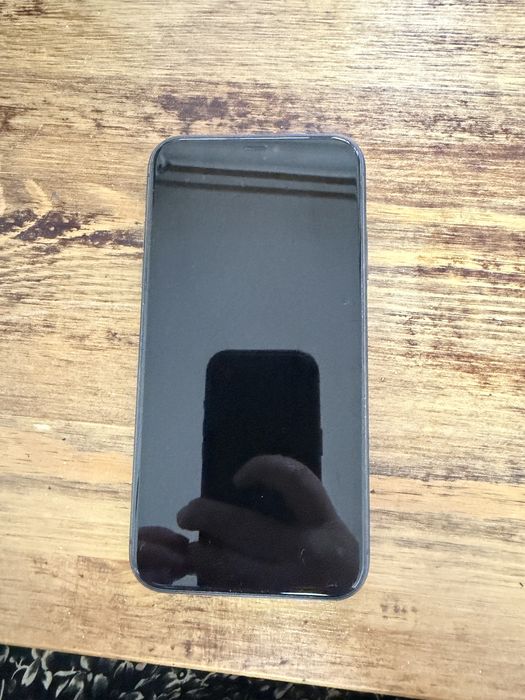 Продам Iphone 11, 64Gb