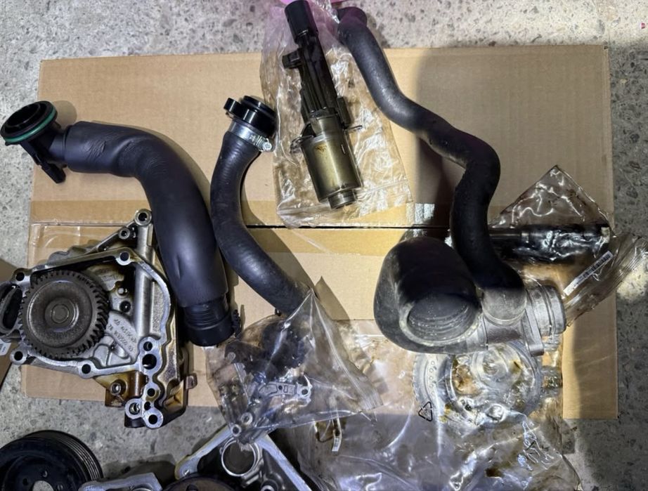 Vand piese motor bmw