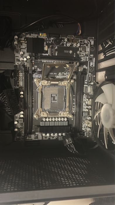 Материнска плата + Xeon e5 2680 v4 + Куллер