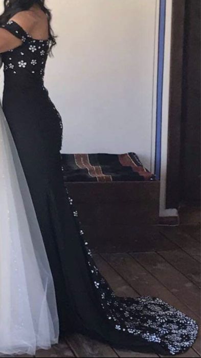 Дълга официална рокля