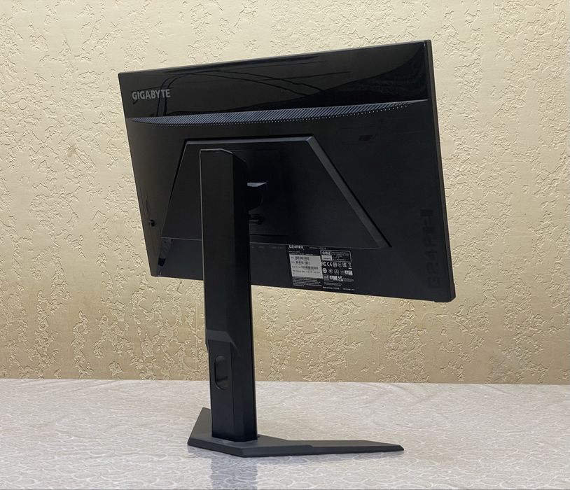 Monitor GIGABYTE G24F2 180Hz (OC)
