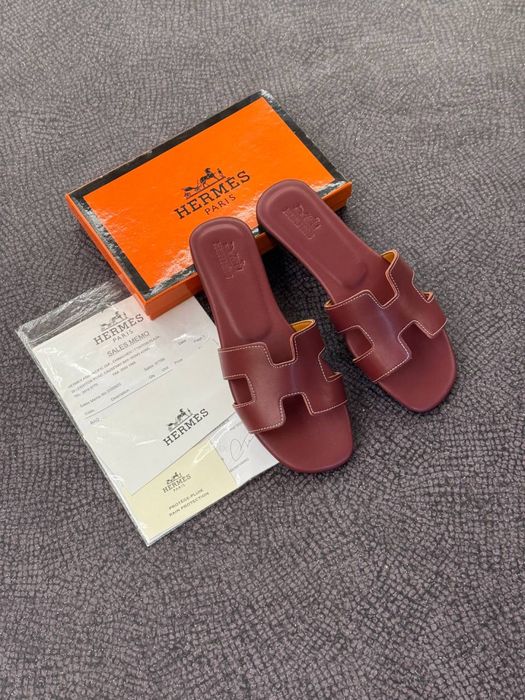 Дамски стилни чехли