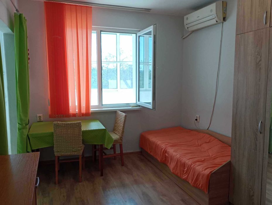 Дава се под наем Едностаен апартамент в Велико Търново, Акация - 45 кв.м за 204 € - Снимка #3