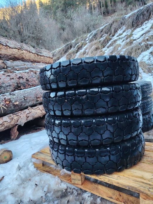 7 гуми размер: 8x25x20