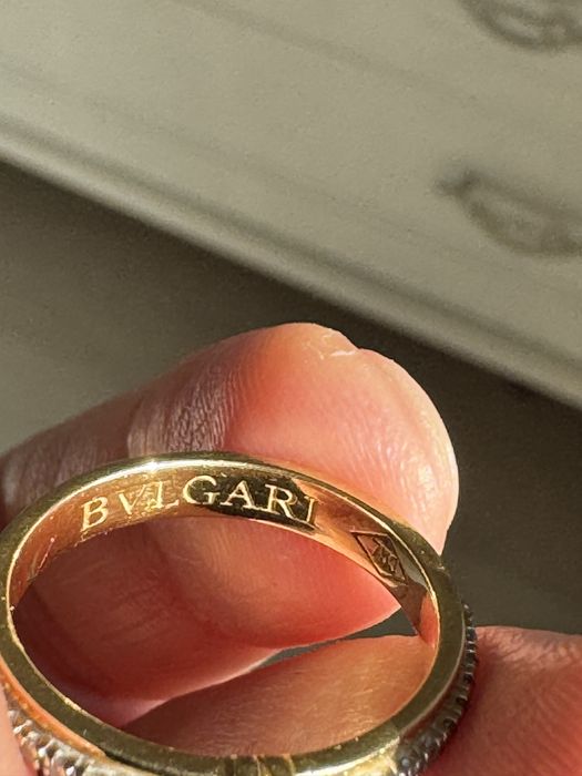 Золотое кольцо “Bvlgari” 750 проба