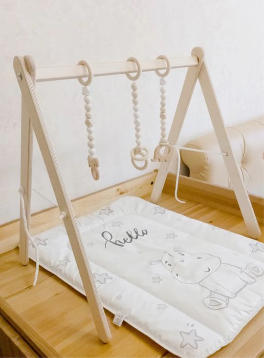 Стойка монтессори с подвесами