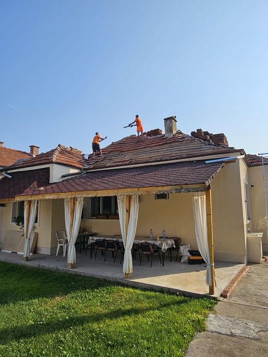 Хидроизолация ремонт на покриви отстраняване на течове монтаж улуци