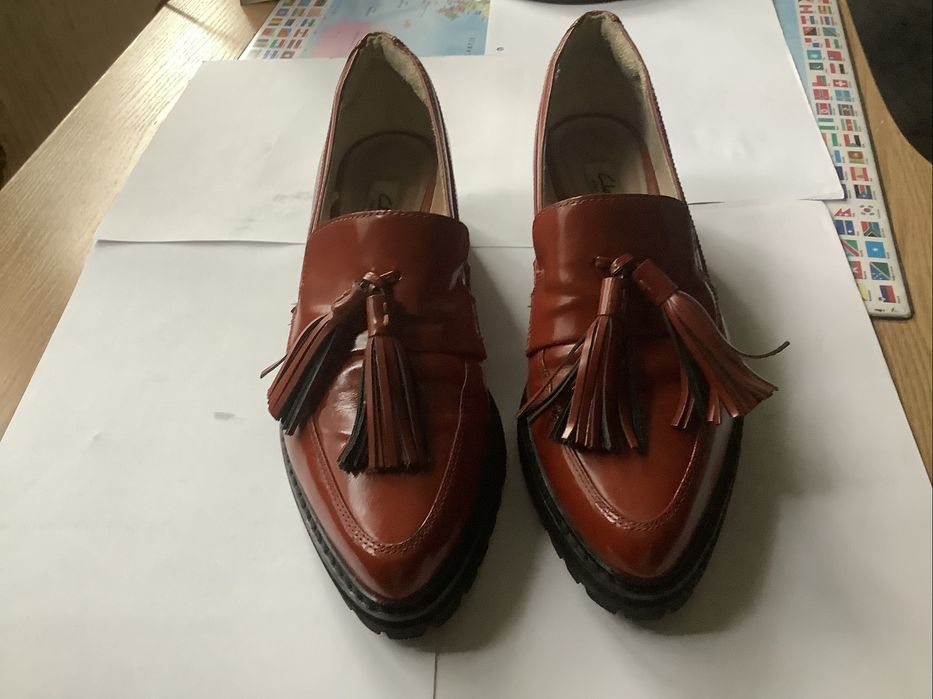 Обувки Кларк,размер 39 ,естествена кожа,винени