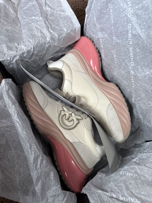 Сникърси Pinko