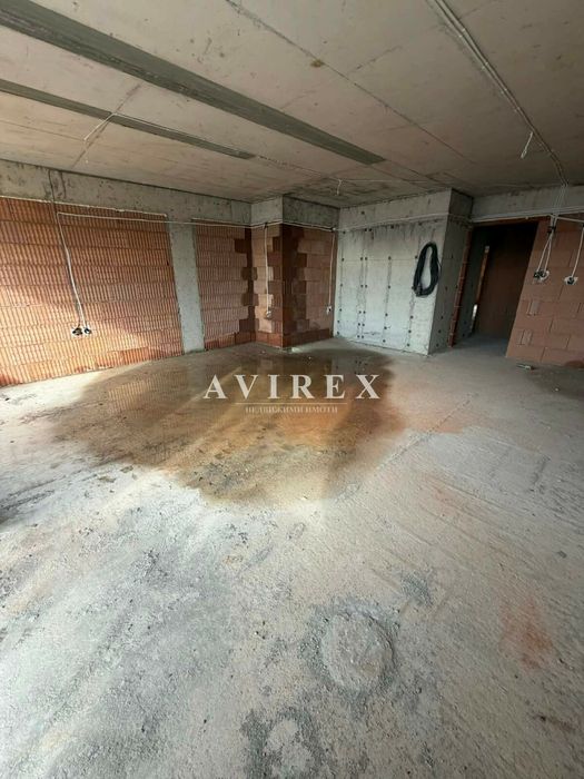 Оферта 58342 - Тристаен апартамент в кв. Христо Смирненски срещу