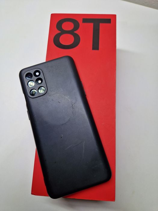 Продам One plus 8T